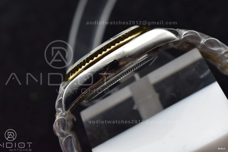 Fluted Syle Green Bezel and President DateJust Dial WF Markers 31 316L Steel Ladies Bracelet 278289 on 0118